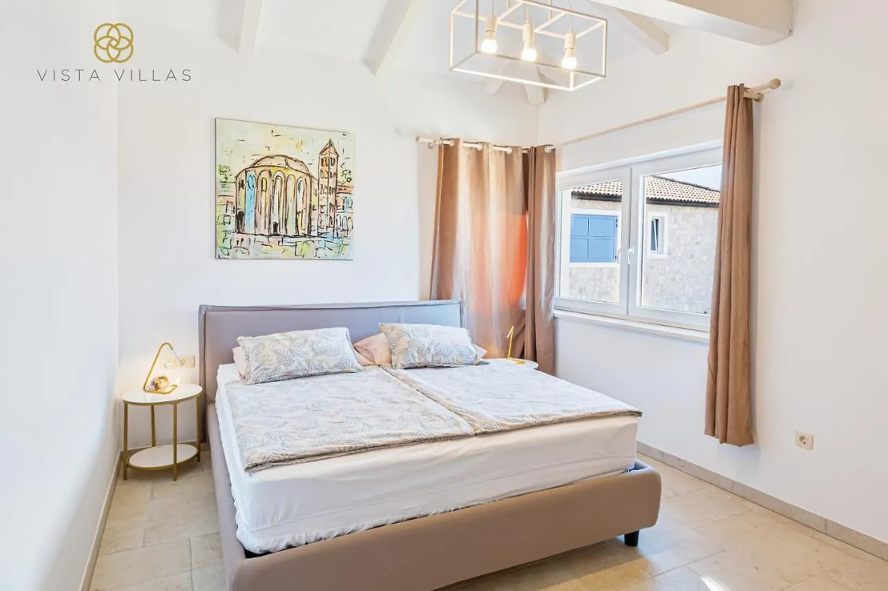 Vista Villas - Glory Nights Apartment Villa N Razanac